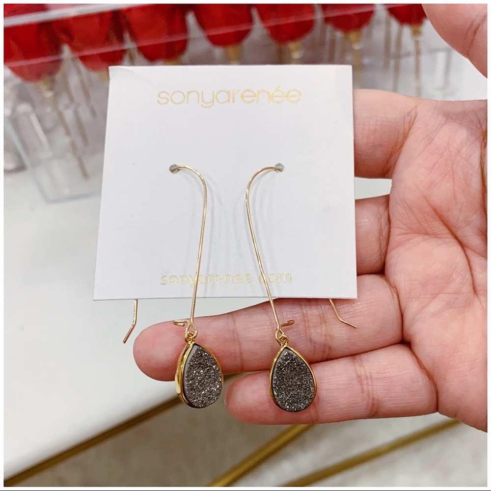 SONYA RENÉE BAILEY DRUZY EARRINGS - BNWT - Picture 4 of 4